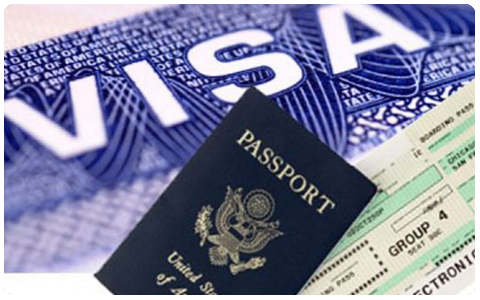 Kiểm tra lại thông tin hộ chiếu, visa