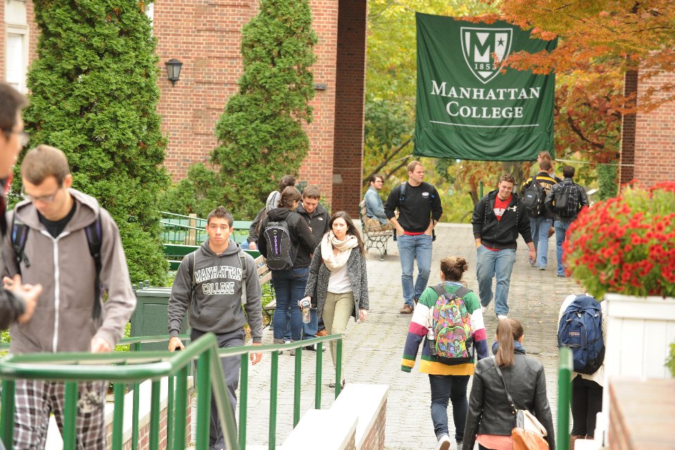 Học bổng trường MANHATTAN COLLEGE