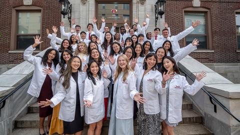 Sinh viên tại Harvard School of Dental Medicine