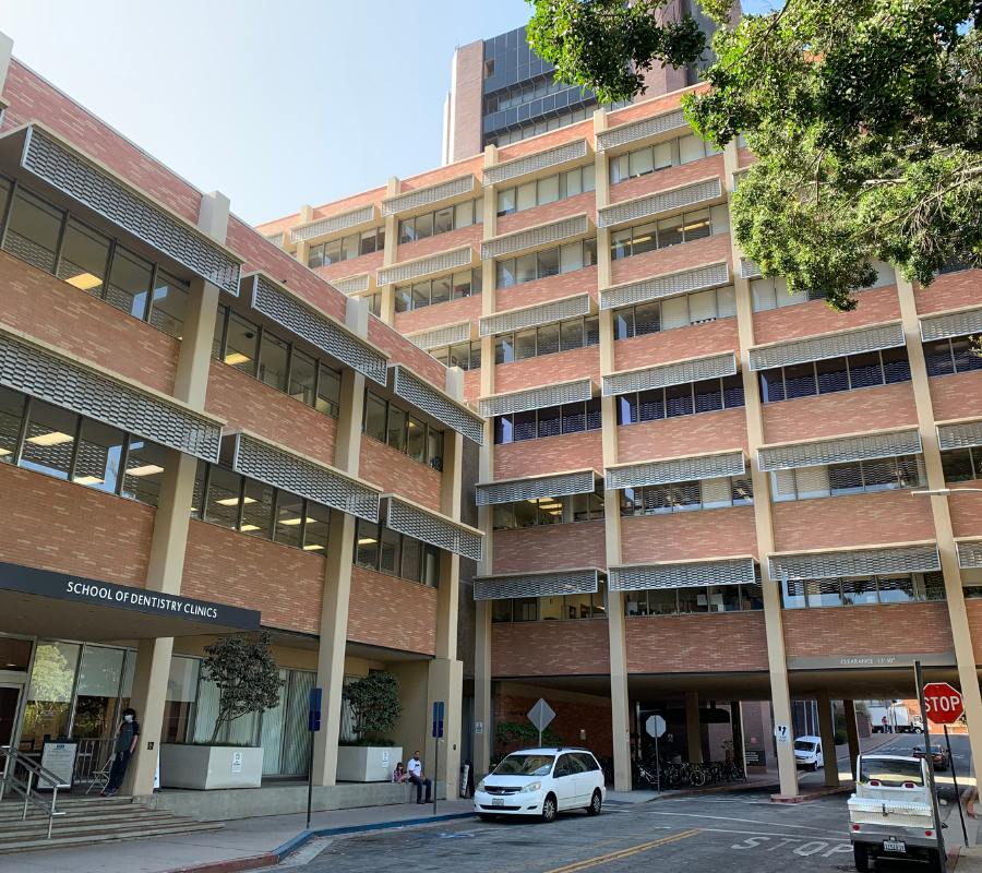 Khuôn viên UCLA School of Dentistry