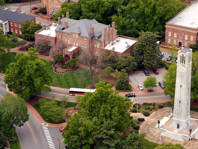 Trường Thú Y NC State.